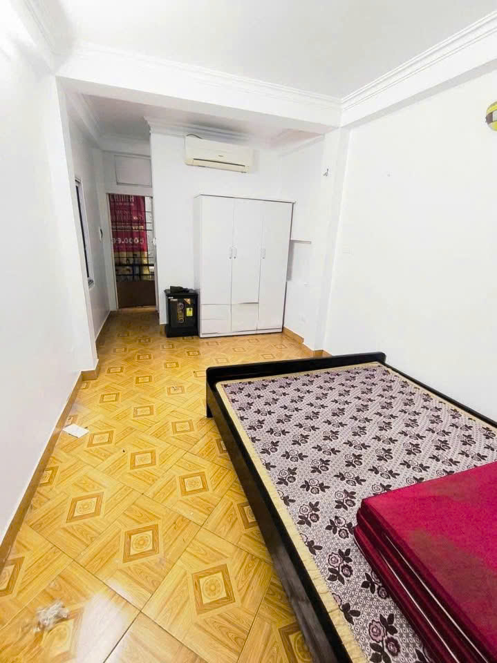 Cho thuê nhà nguyên căn ngõ 139 Tân Mai,  30m2 x 5 tầng, 3 ngủ khép kín, 10 triệu - Ảnh 2